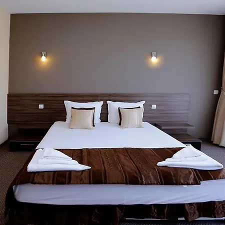 Hotel корал, хотел,